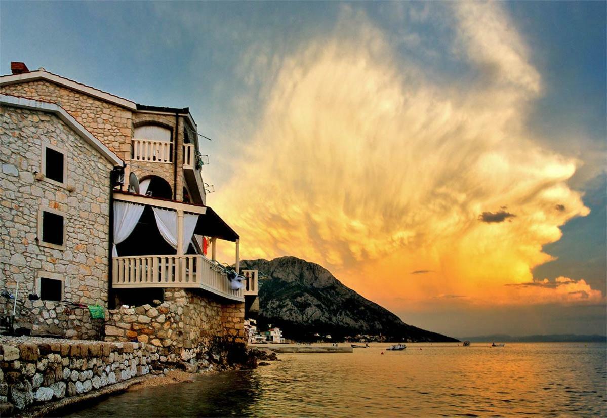 Apartments Martina Брист Экстерьер фото