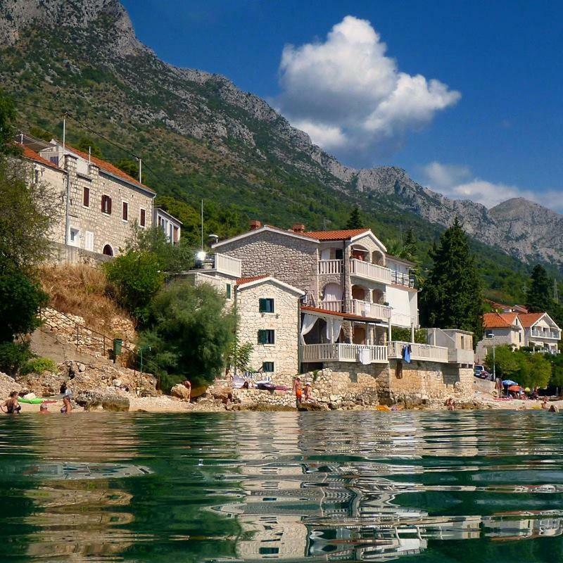 Apartments Martina Брист Экстерьер фото
